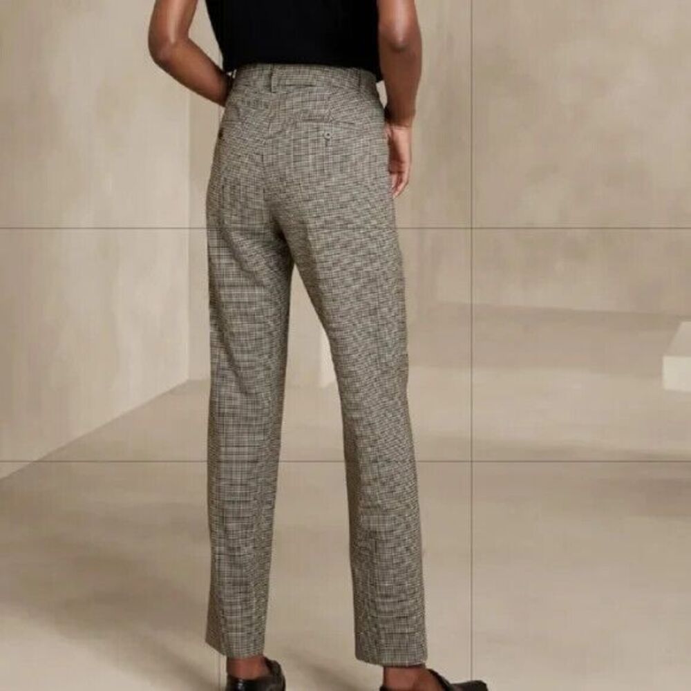 Banana Republic neutral plaid ankle length pants zip close, pockets, sz 8 petite - Picture 2 of 8